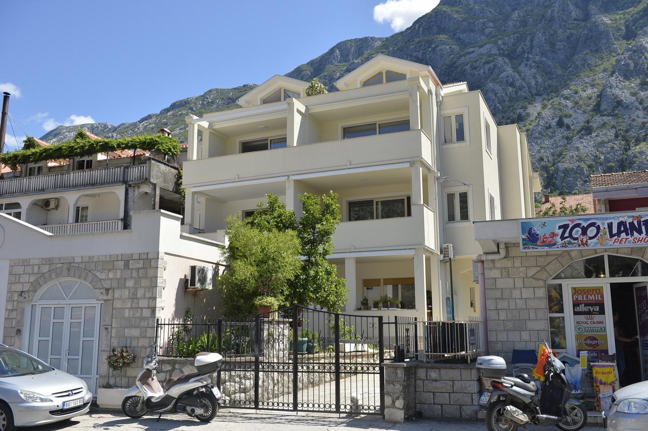 P&I Apartments Jadranska 74,Dobrota Kotor Exterior photo